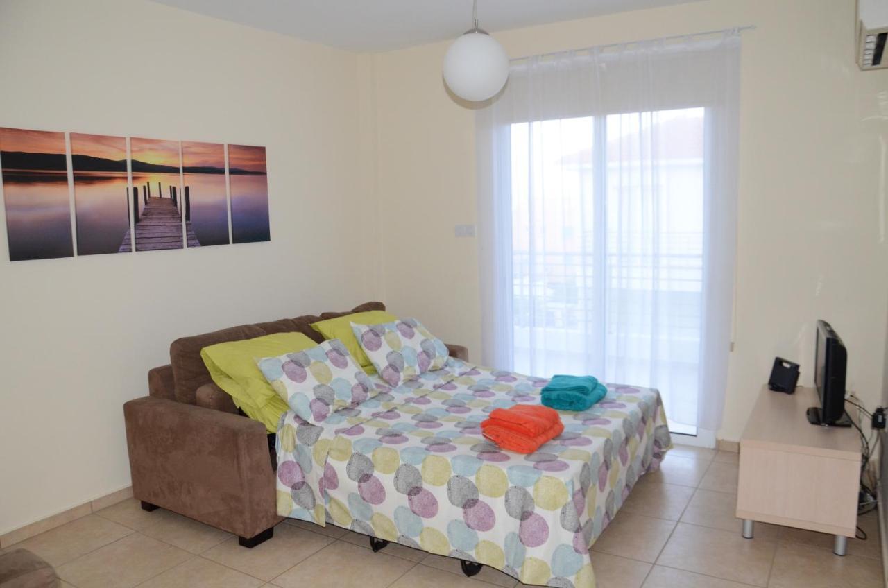 Mythical Sands Resort & Spa, Evilion Apartment パラリムニ エクステリア 写真