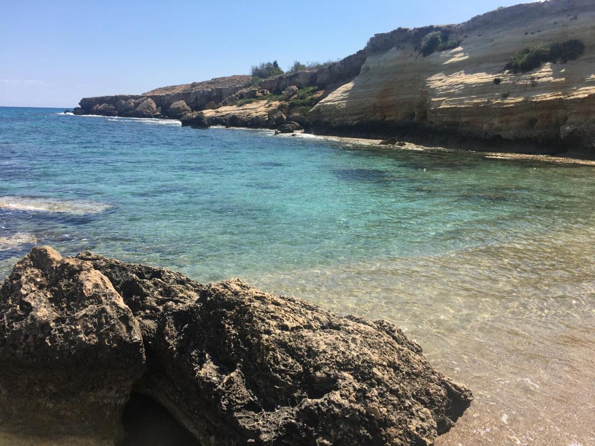 Mythical Sands Resort & Spa, Evilion Apartment パラリムニ エクステリア 写真