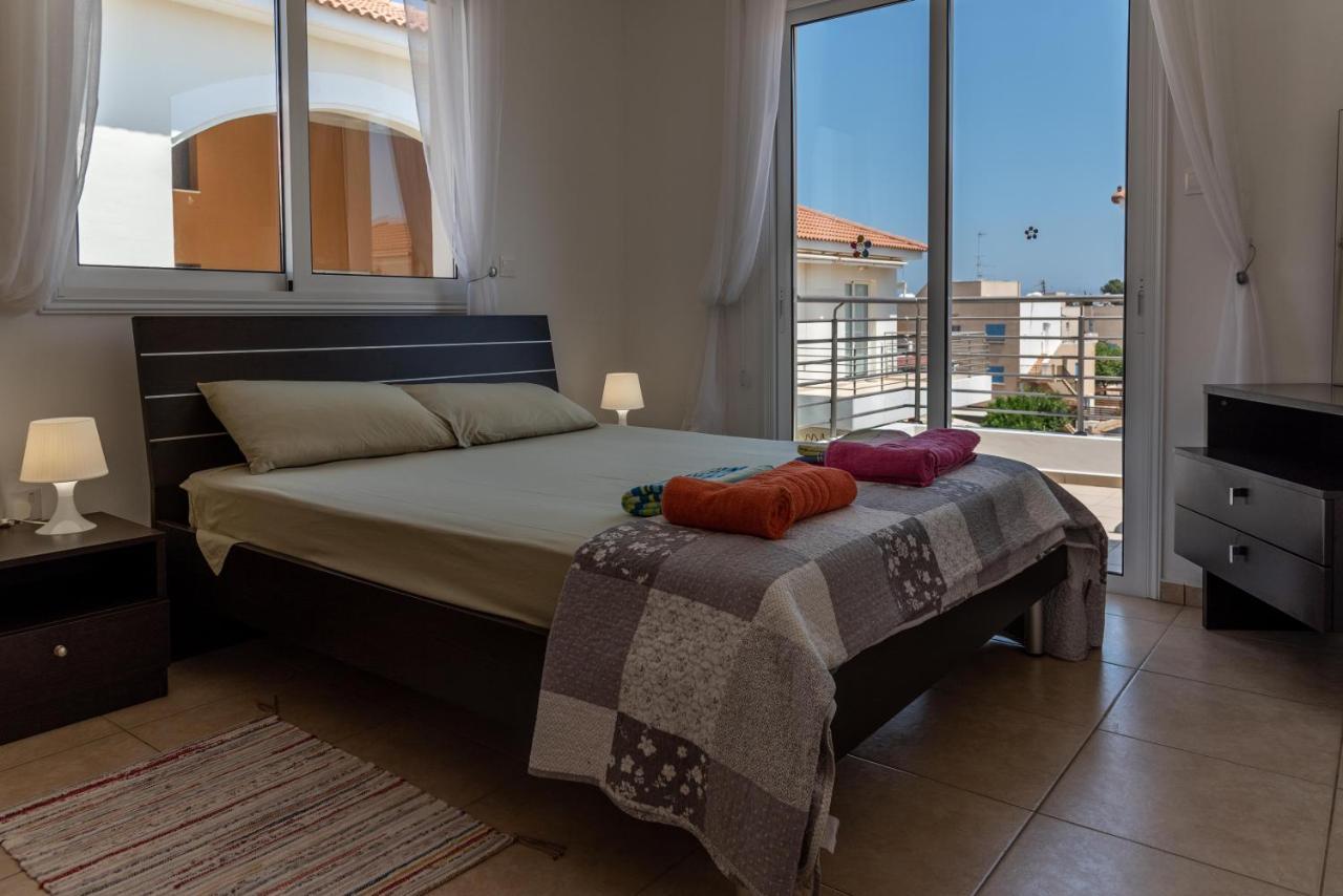 Mythical Sands Resort & Spa, Evilion Apartment パラリムニ エクステリア 写真
